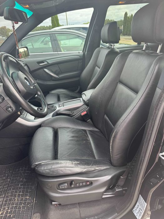 Sprzedam BMW X5 3.0D *klima *panorama *hak *4x4