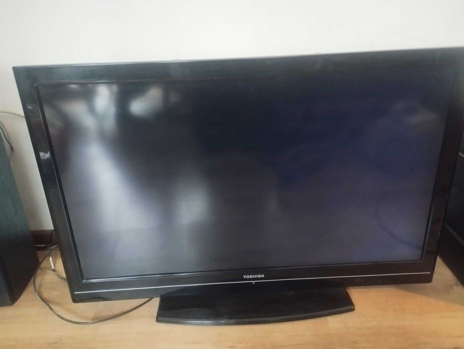 Sprzedam telewizor toshiba