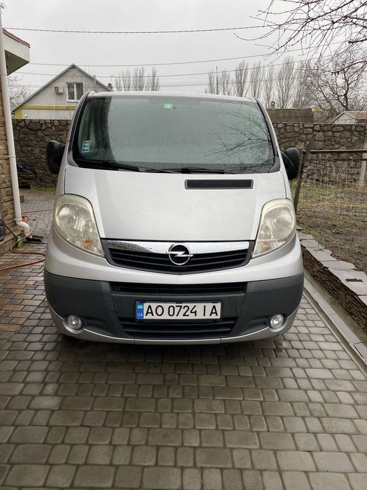 Opel Vivaro пассажир