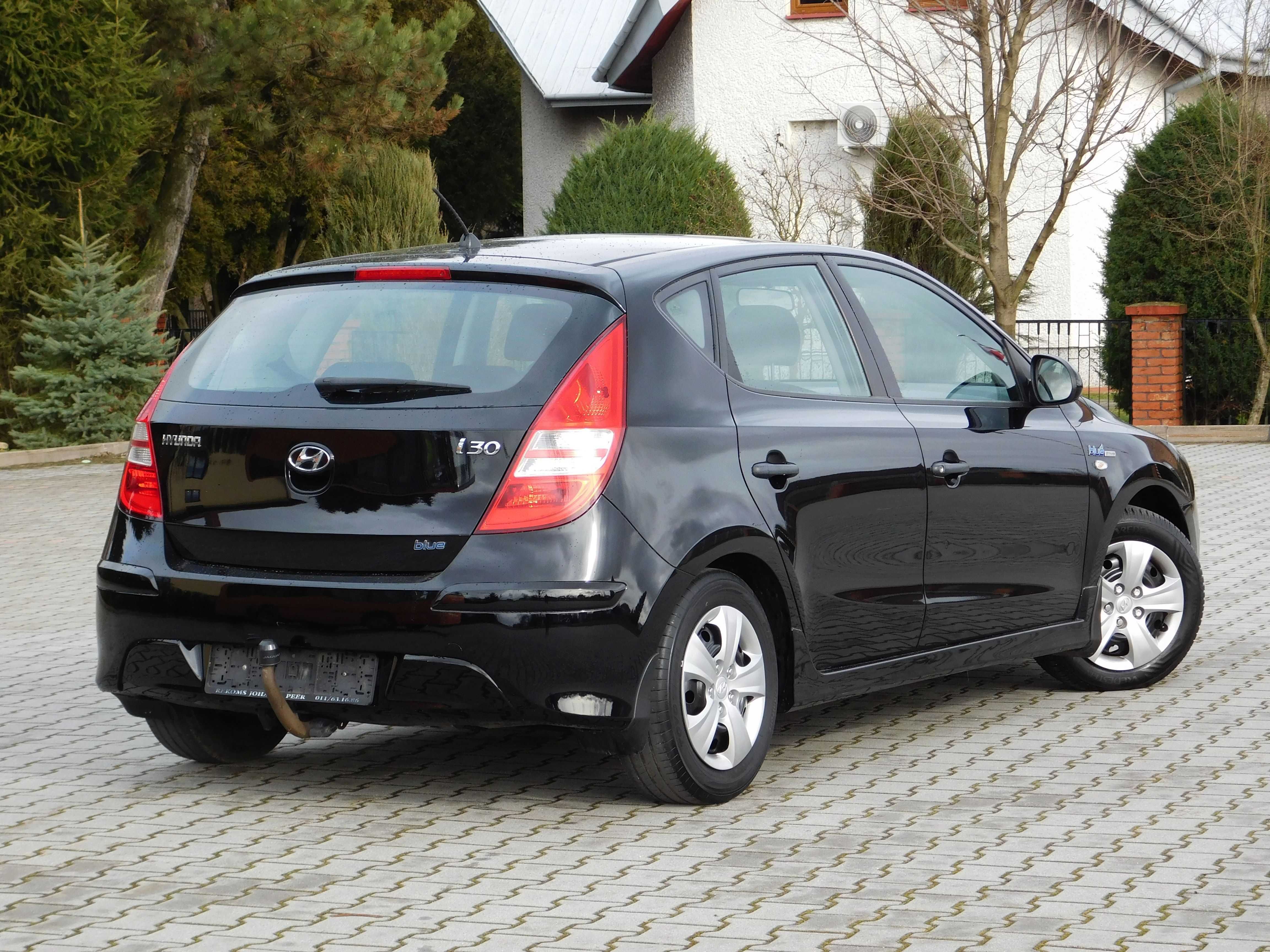 Hyundai i30**1.6Crdi 90 KM**Niskie spalanie**Zadbany