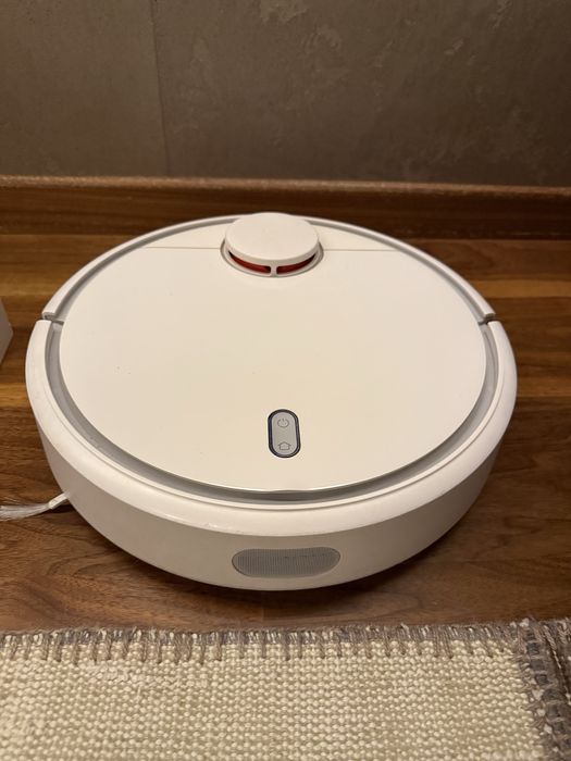 Робот-пилосос Xiaomi Mi Robot Vacuum