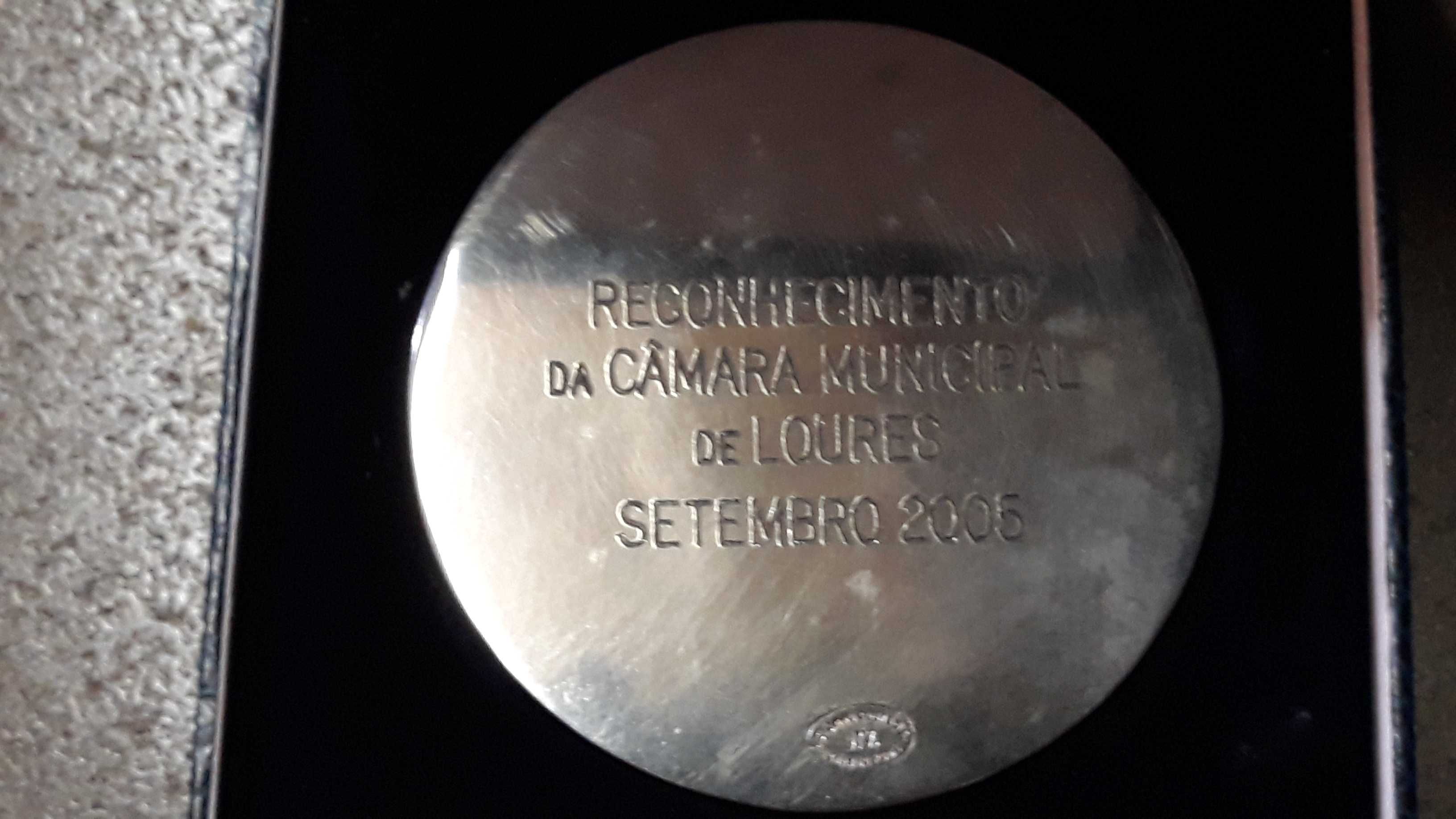Medalha de Mérito em Estanho puro - C.M. Loures 2005