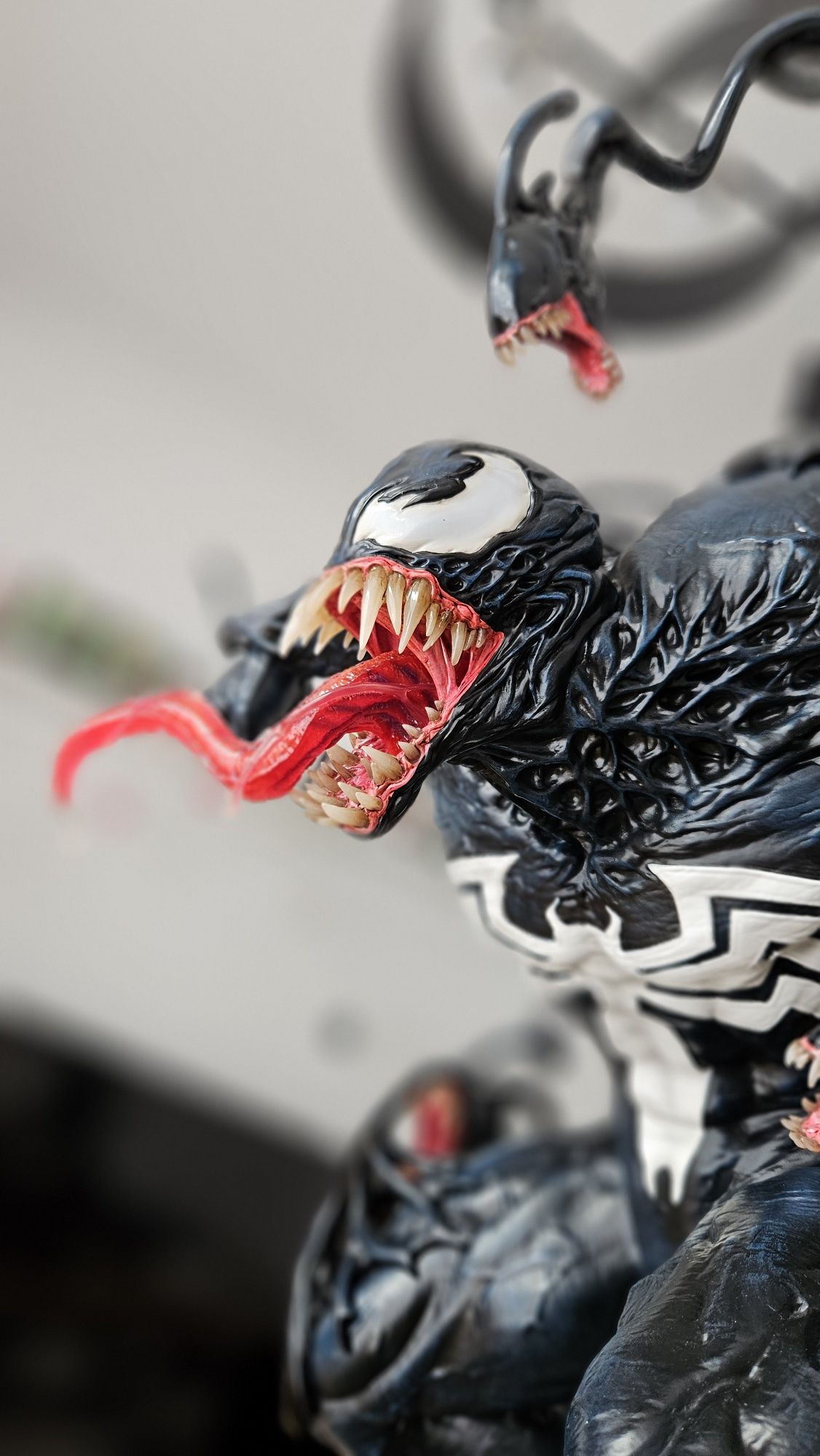 Venom Prime 1 Studio ZAMIANA Statua ZOBACZ