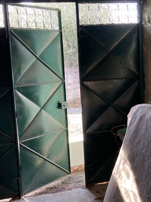 Armazem / Garagem para venda na Junceira - Peral - Proenca a Nova