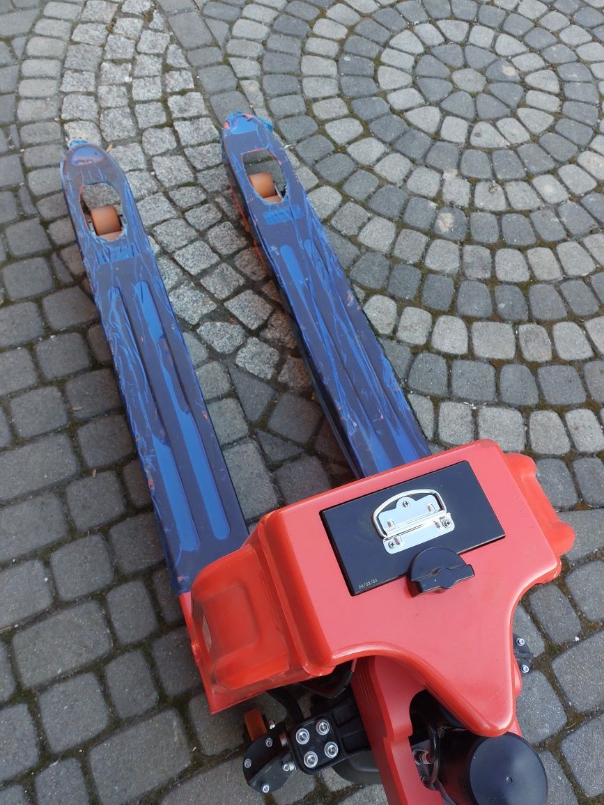 Paleciak elektryczny 1,5t Everlift wózek paletowy