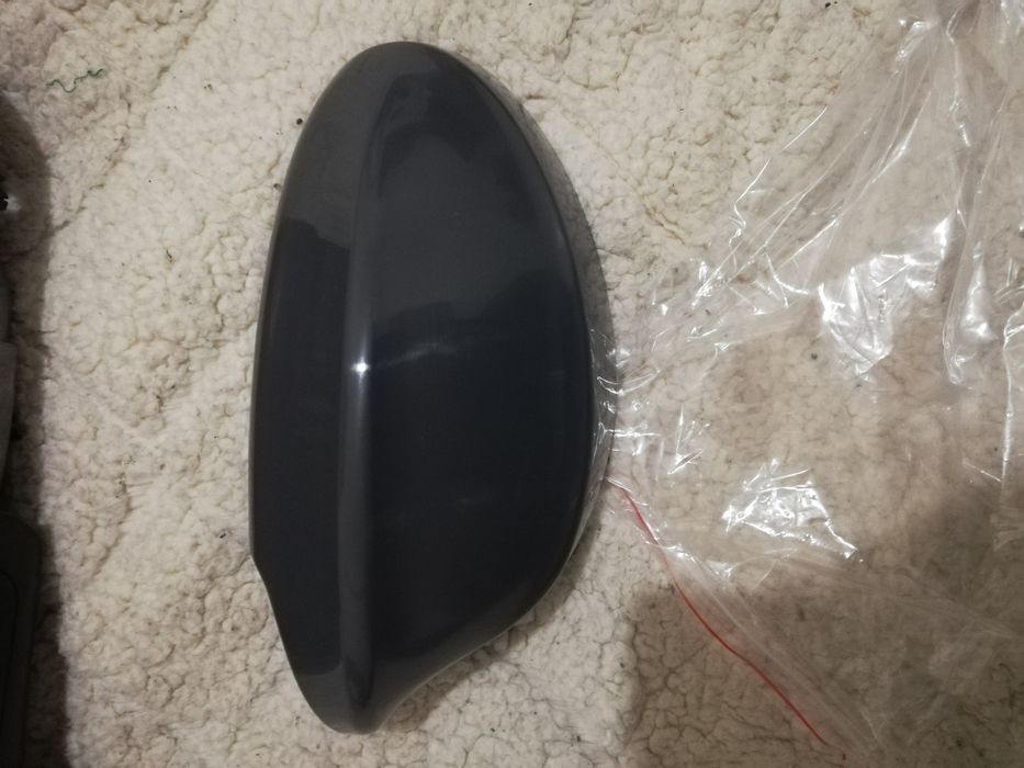 Retrovisor bmw e90 lado direito sem espelho  novo  com capa nova