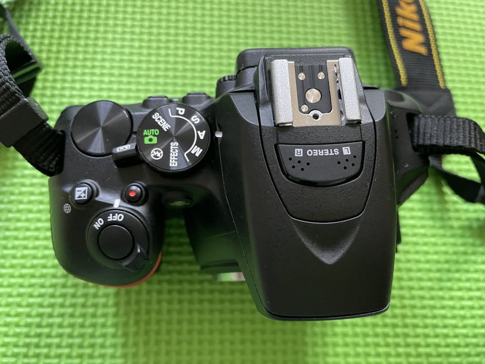 Nikon D5600 Przebieg 890 klatek Stan jak Nowy Zestaw