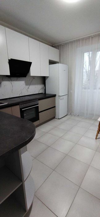 Стильна 2 - кімнатна в новобудові. Перша здача!