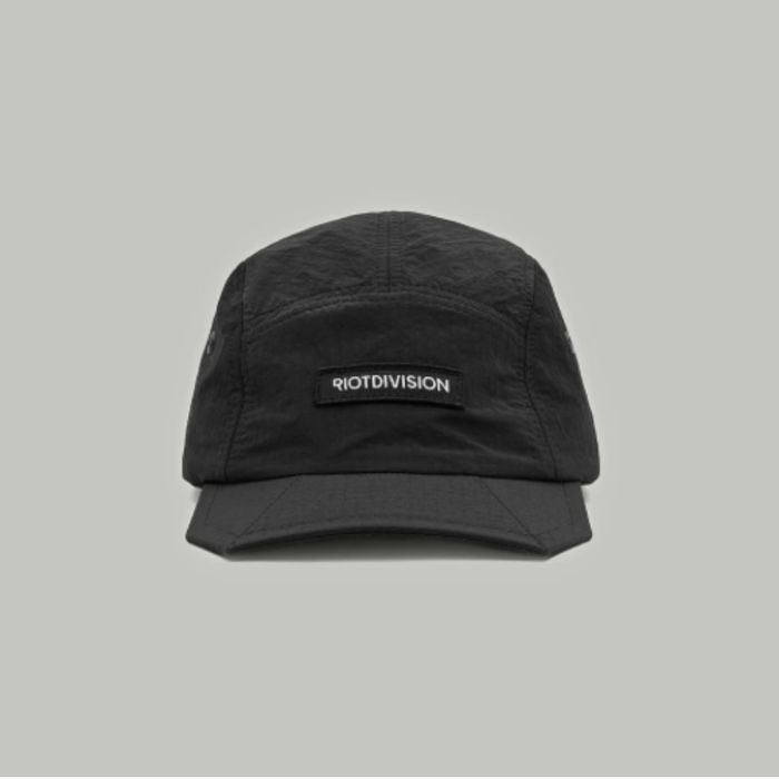 Кепка riot division