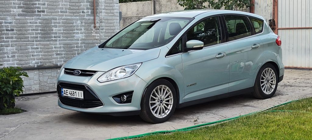 Ford C-Max hybrid