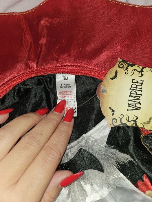 Костюм Дракула на хеллоуин.