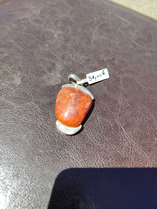 Pendentes de prata antiga com pedras semi preciosas