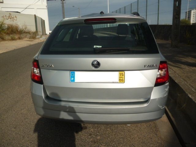 Skoda Fabia 2015 Para Peças