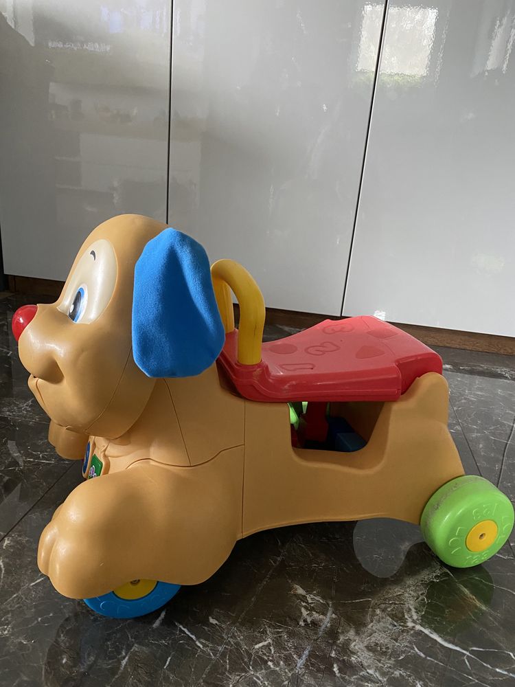 Jezdzik pchacz piesek fisher price