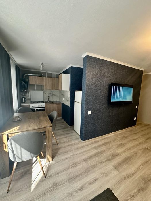 Подобово квартира 2-КІМН Центральний р-н  на Савченко