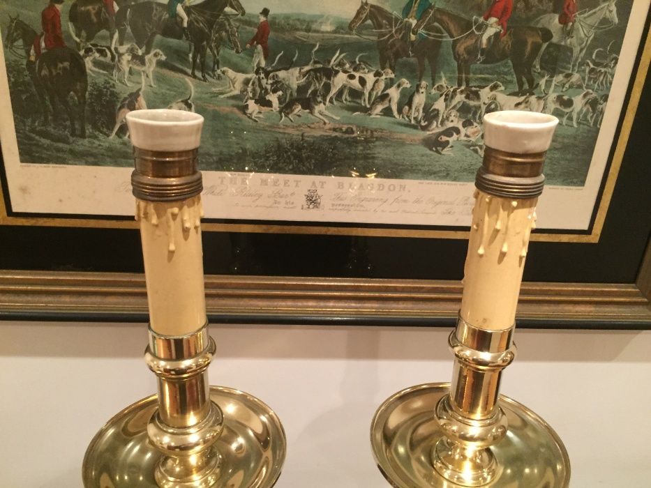 Par de toucheiros em bronze dourado