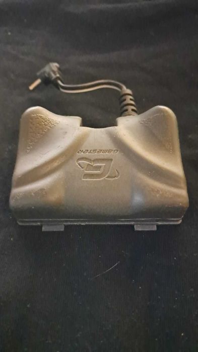 Game Boy Color - Bateria Recarregável Gamester