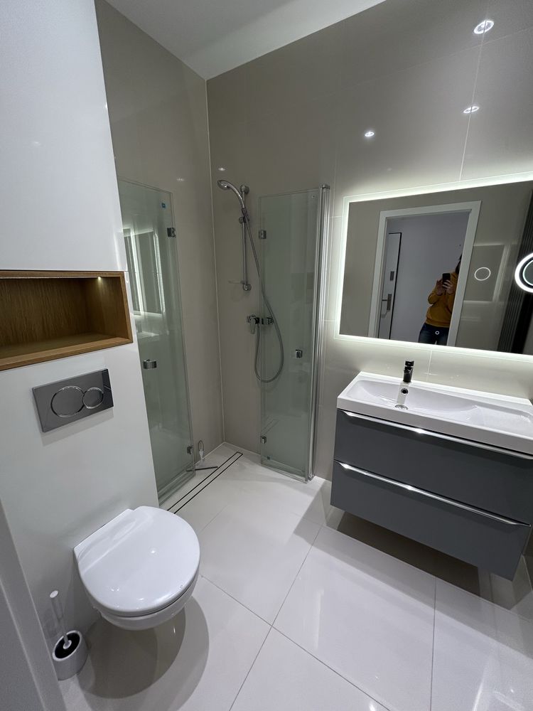 Wynajem 60m2 Poznań Jeżyce, salon z kuchnią mają 40m2,