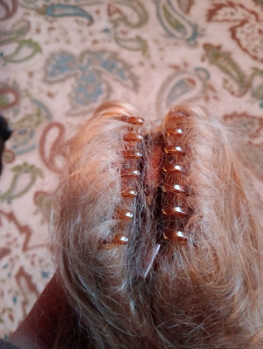 Шиньон, хвіст на заколці