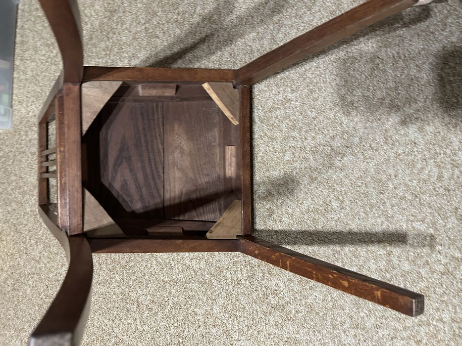 Cadeira antiga restaurada