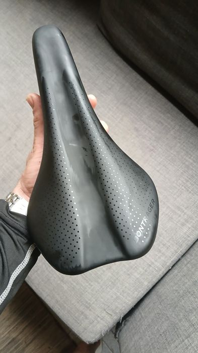 Vendo um selim de bicicleta