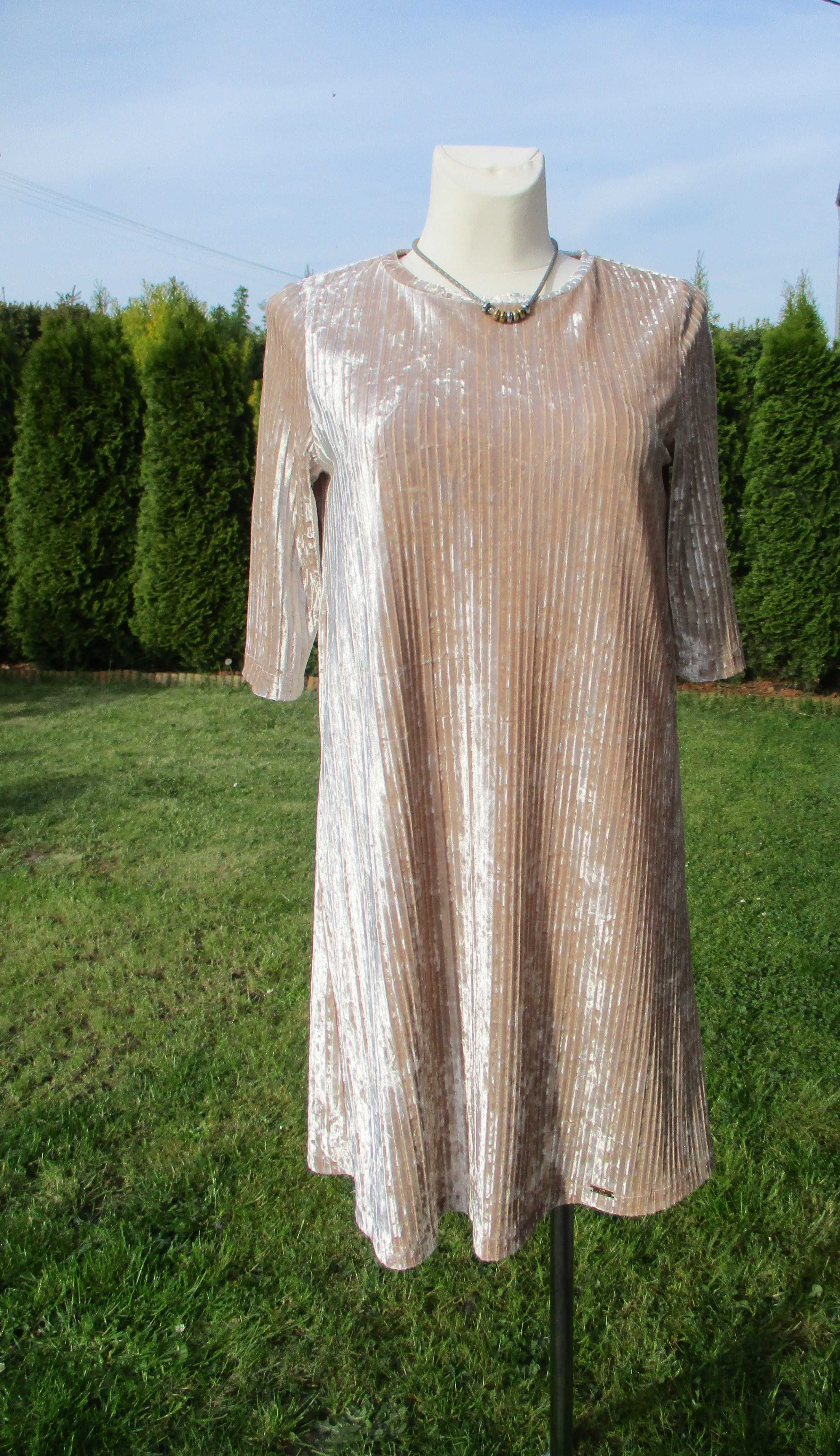 Srebrno-złota lużna sukienka w rozmiarze L.