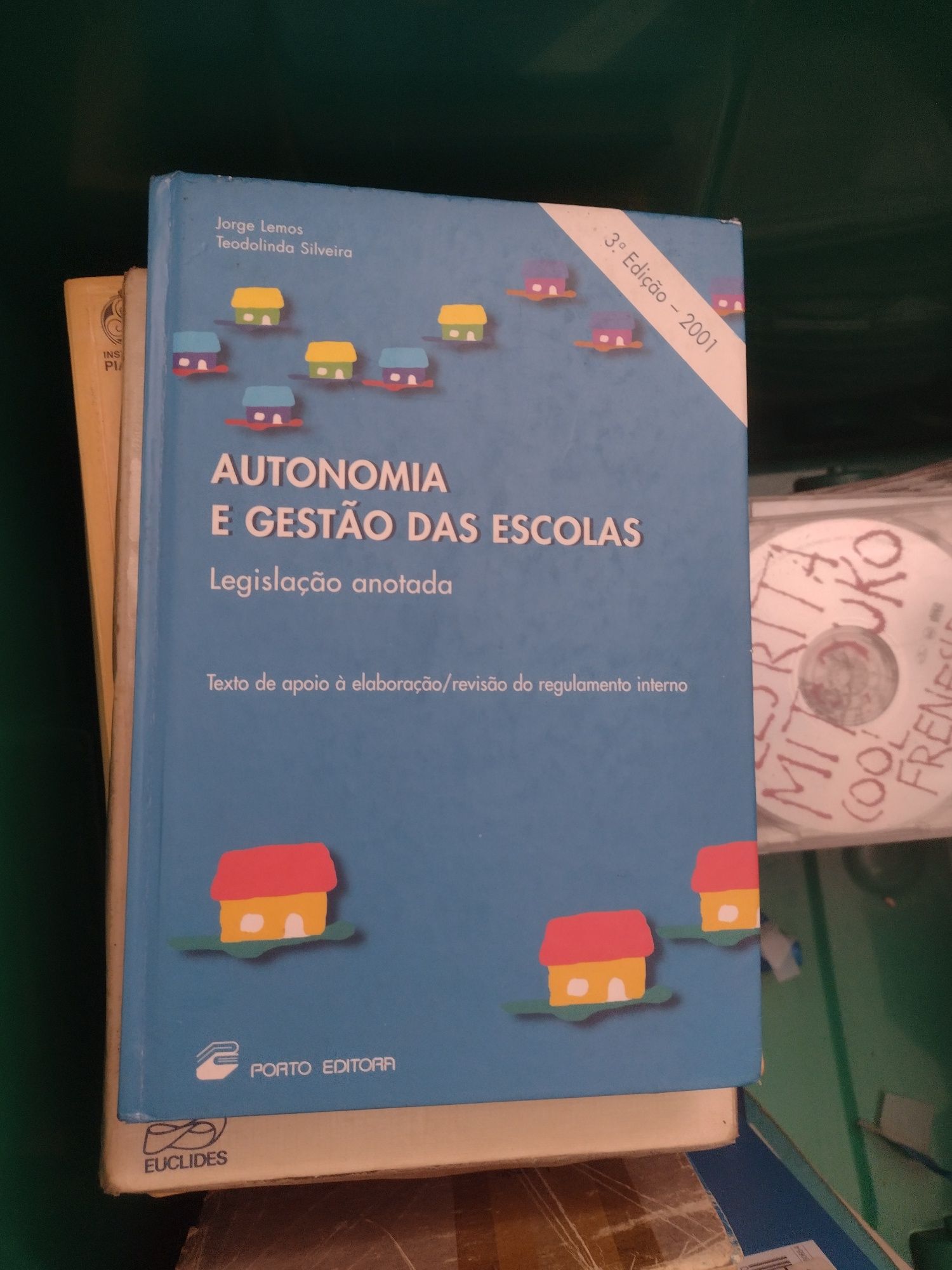 Autonomia e gestão das escolas