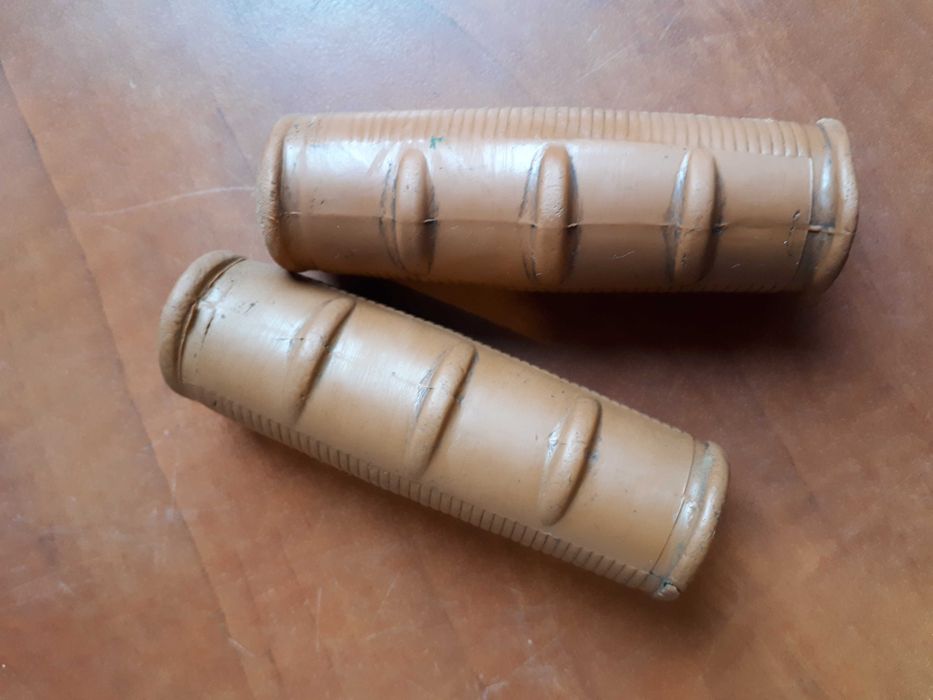 Rączki gumowe na kierownicę gripy chwyty stary rower Romet