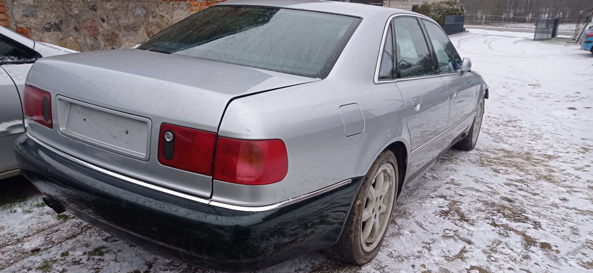 Audi A8 D2 maska błotnik drzwi fotele silnik 3.7