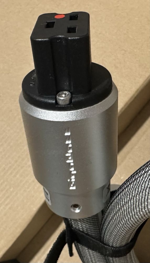 Kabel zasilający Gigawatt PowerSync Ultra 1,5m Nowy