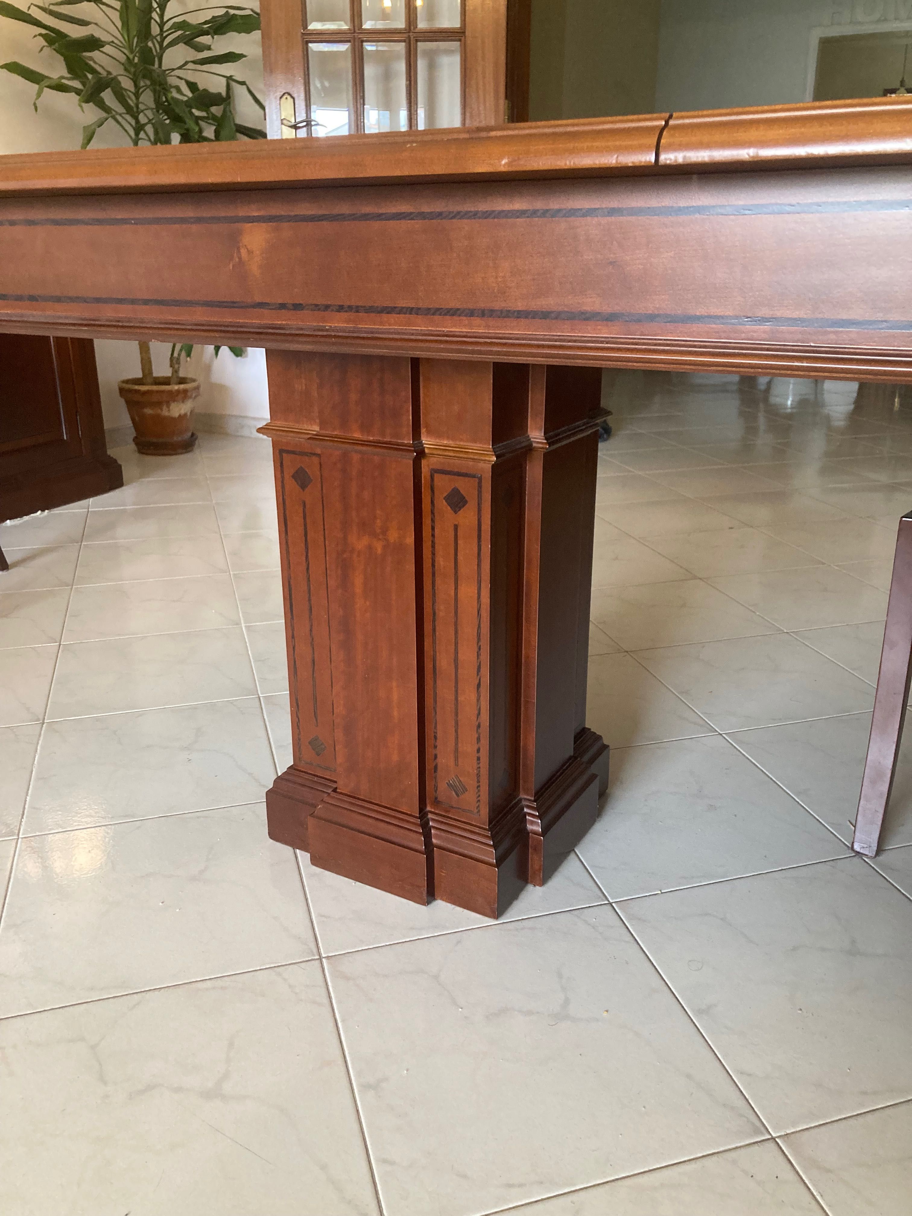 Mesa de jantar em cerejeira maciça