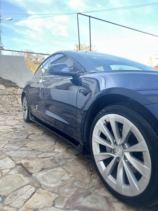 TESLA MODEL 3 2022 м/р | LFP | Тепловий насос | Обвіс | R19