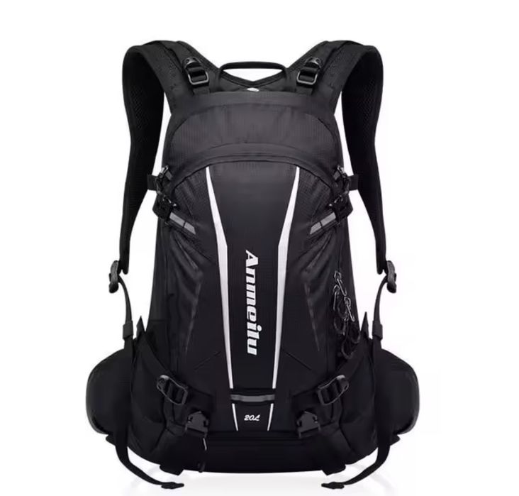 Хороший рюкзак 20 л.