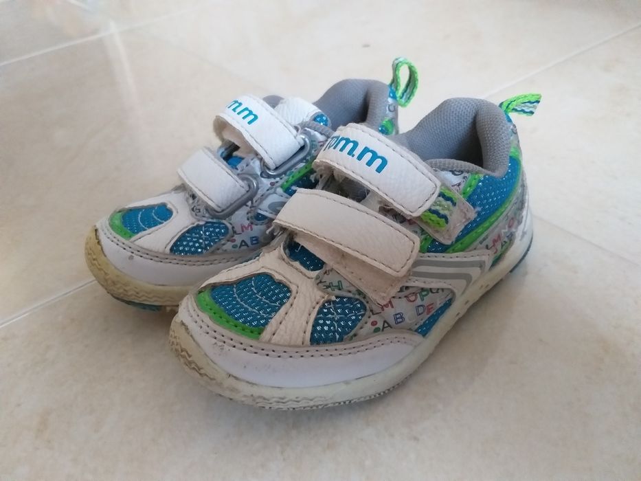 Кросівки дитячі 21розмір устілка 13 см