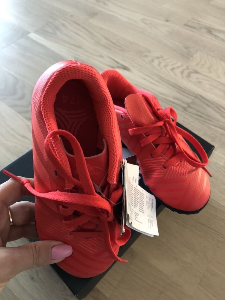 Nowe buty adidasy do piłki rozm. 28 chłopiec adidas korki czerwone