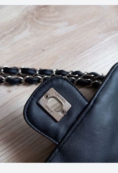Chanel mała torebka do sukienki