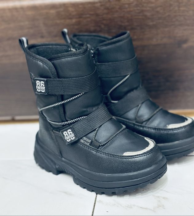 Дитячі зимові черевики