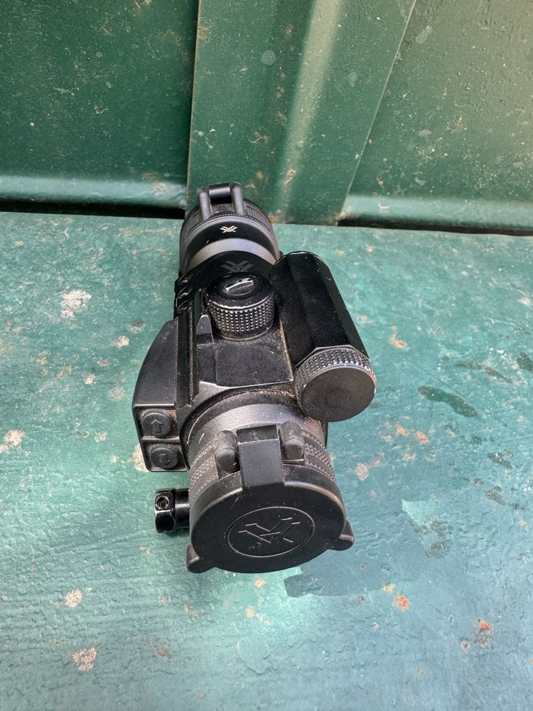 Приціл коліматорний Vortex StrikeFire