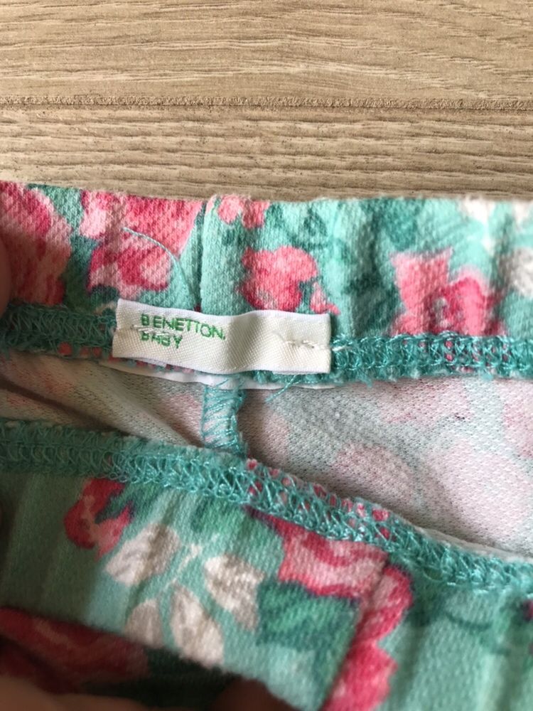 Calça florida de menina Benetton, 6 meses