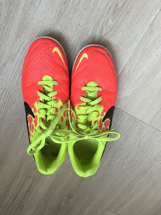 Neonowe buty Nike38,5