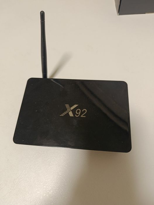 Продам приставку Х92