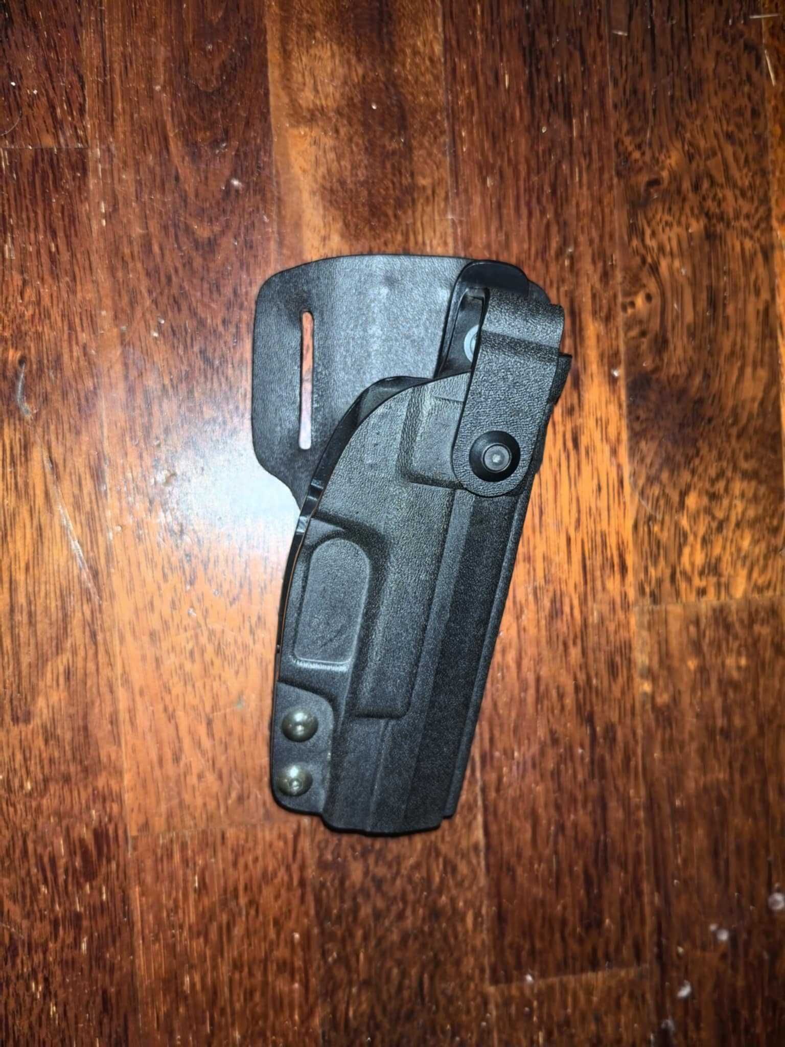 Kabura GE na pas do pistoletu Walther P-99