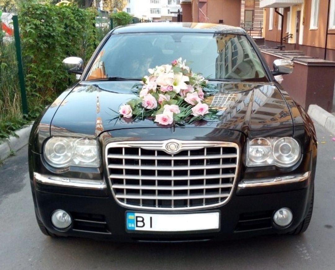 Весільні прикраси на автомобіль авто машину