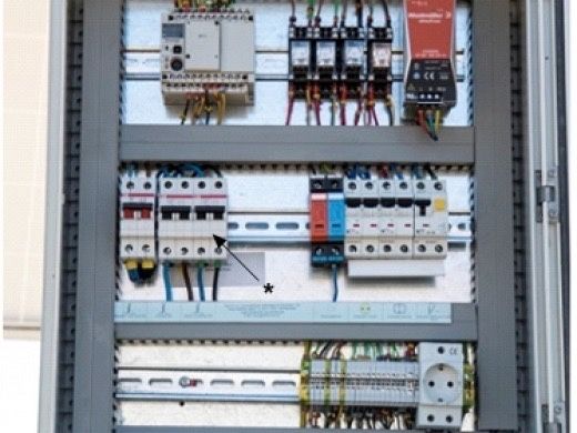 Eletricista faz tudo