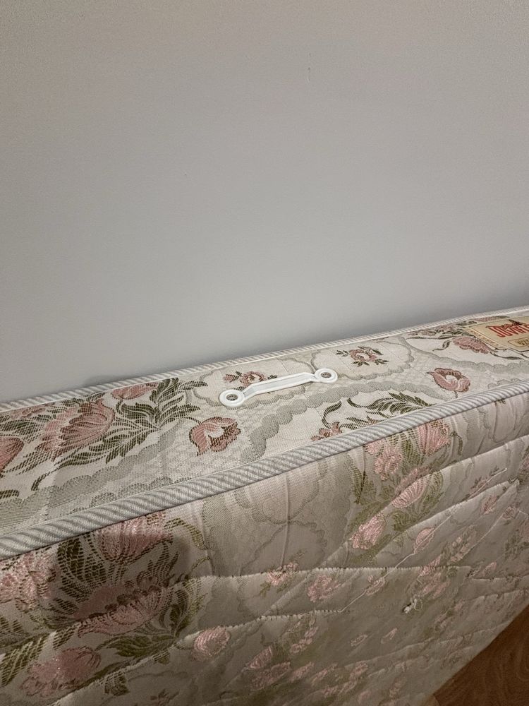 Colchão - cama de casal