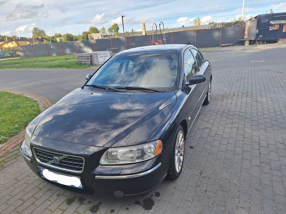 Sprzedam Volvo s60 REZERWACJA DO 17.10.25