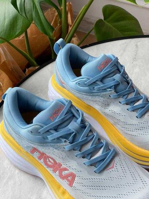 (ОРИГІНАЛ) Кросівки HOKA Bondi 8 40 розмір