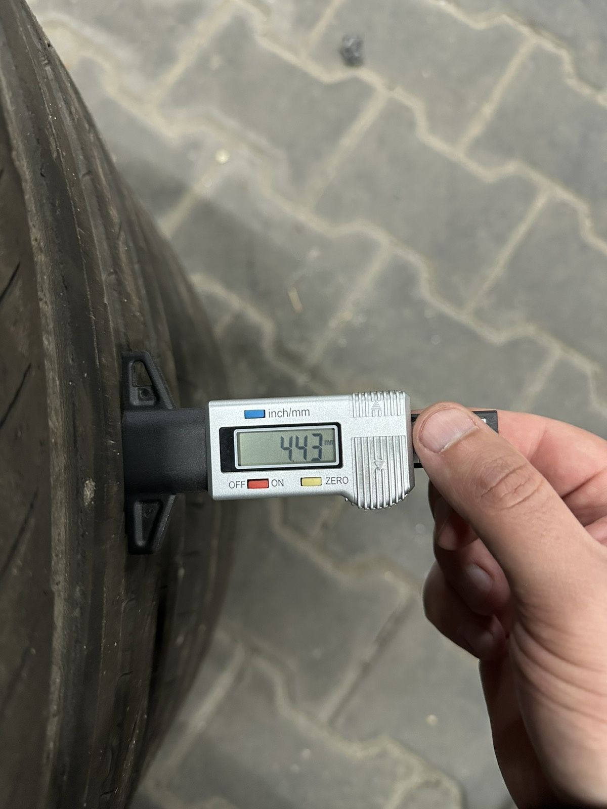 Шини Резина Літо 285/40 R22 106Y Continental Sport Contact 5