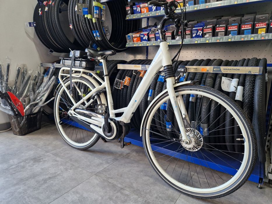 Rower elektryczny Giant Prime