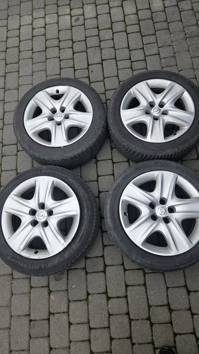 Koła zimowe strukturalne Opel Zafira C 5x115 michelin 225/50/17